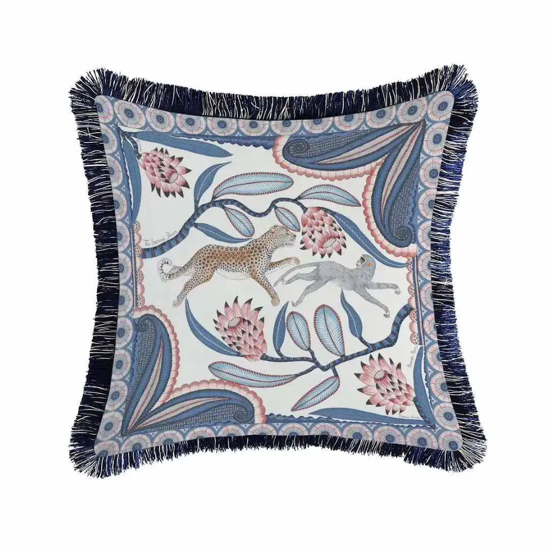Horse Velvet Pillow Cover – 65 x 65 cm