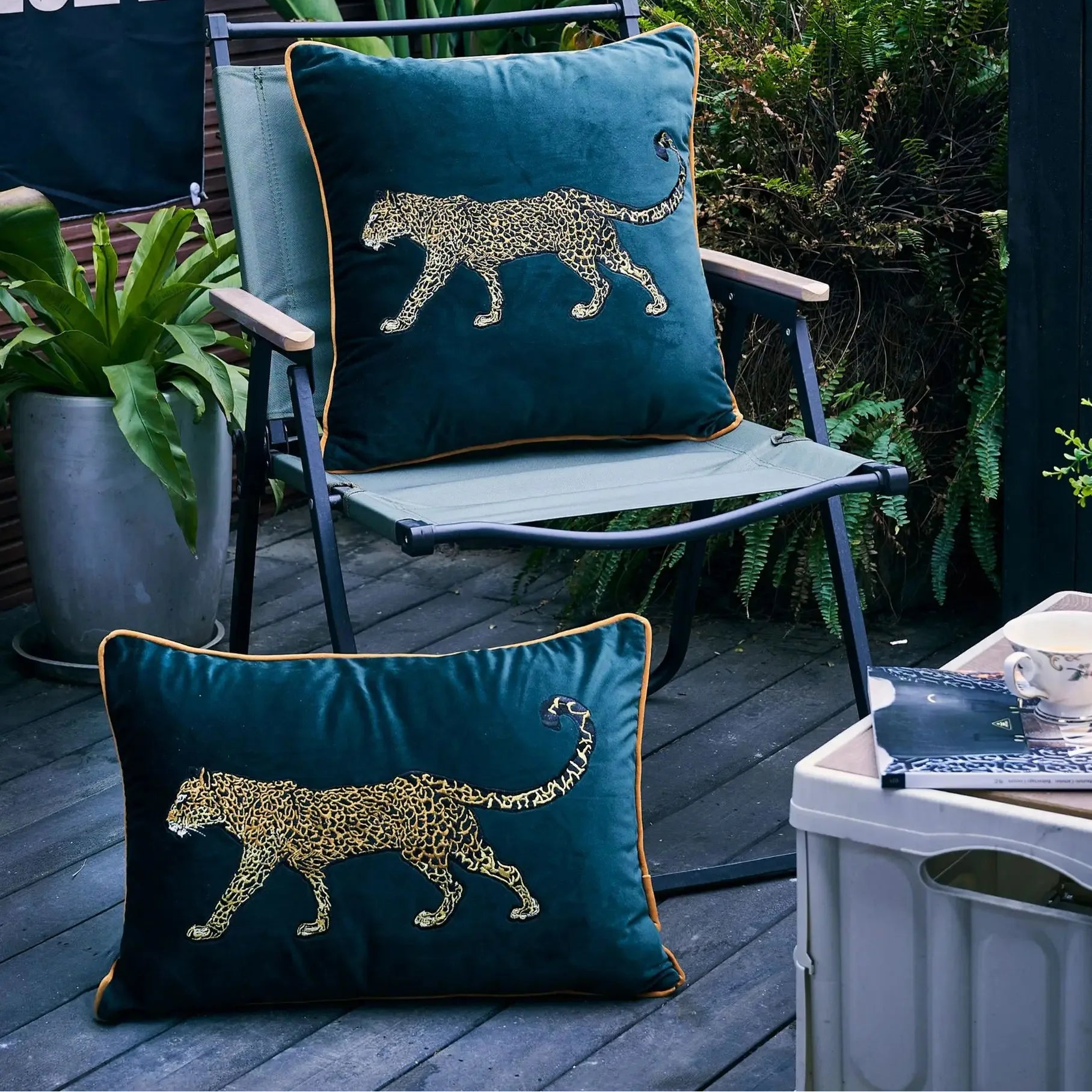 Retro Tassel Animal Velvet Cushion Cover