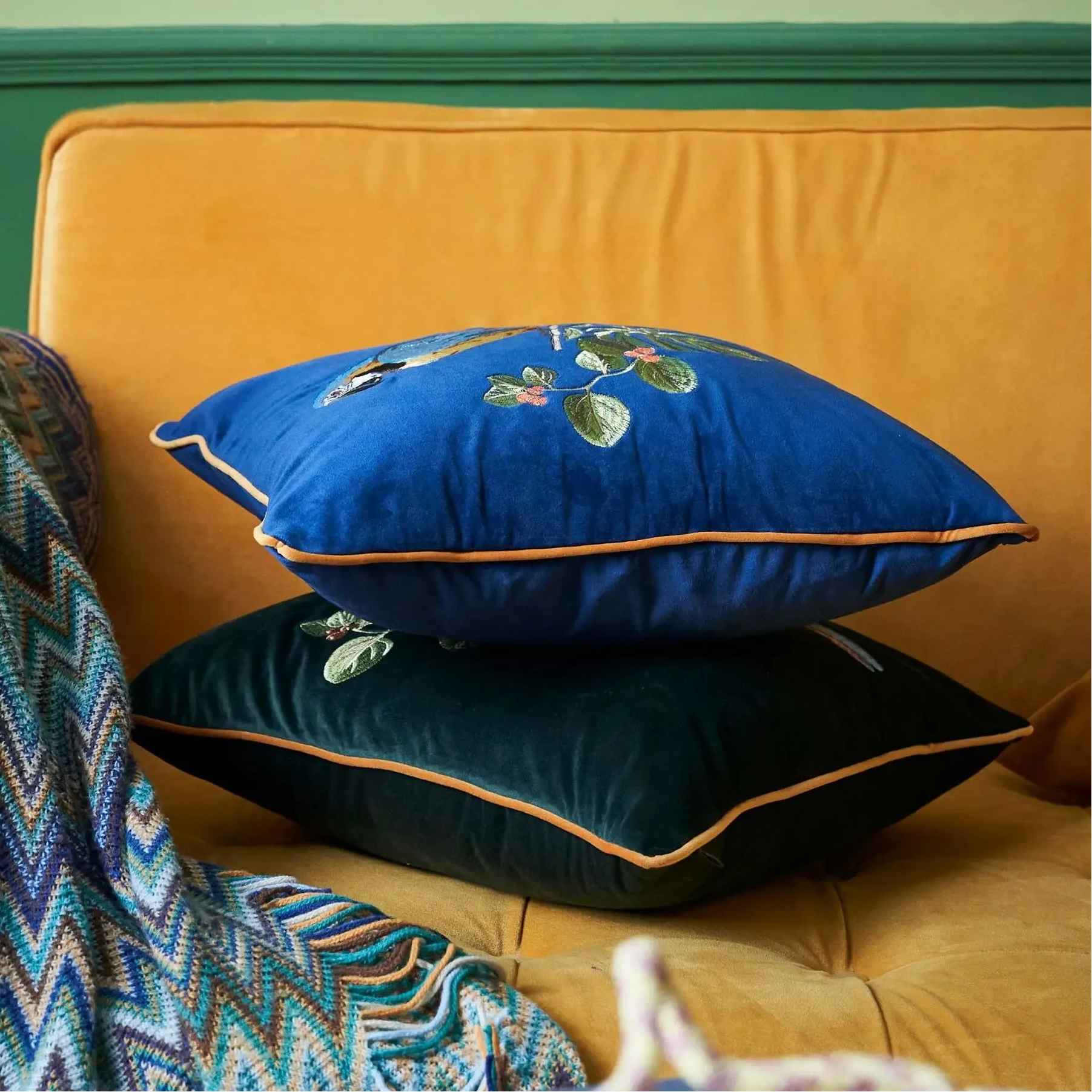 Retro Tassel Animal Velvet Cushion Cover